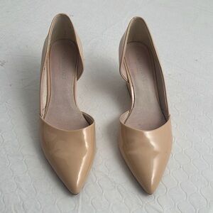 Kenneth Cole Le Wedge D’Orsay beige patent leather pumps